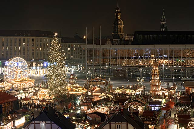 striezelmarkt-in-dresden-in-sachsen