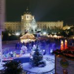 Weihnachtsdorf am Maria Theresien Platz