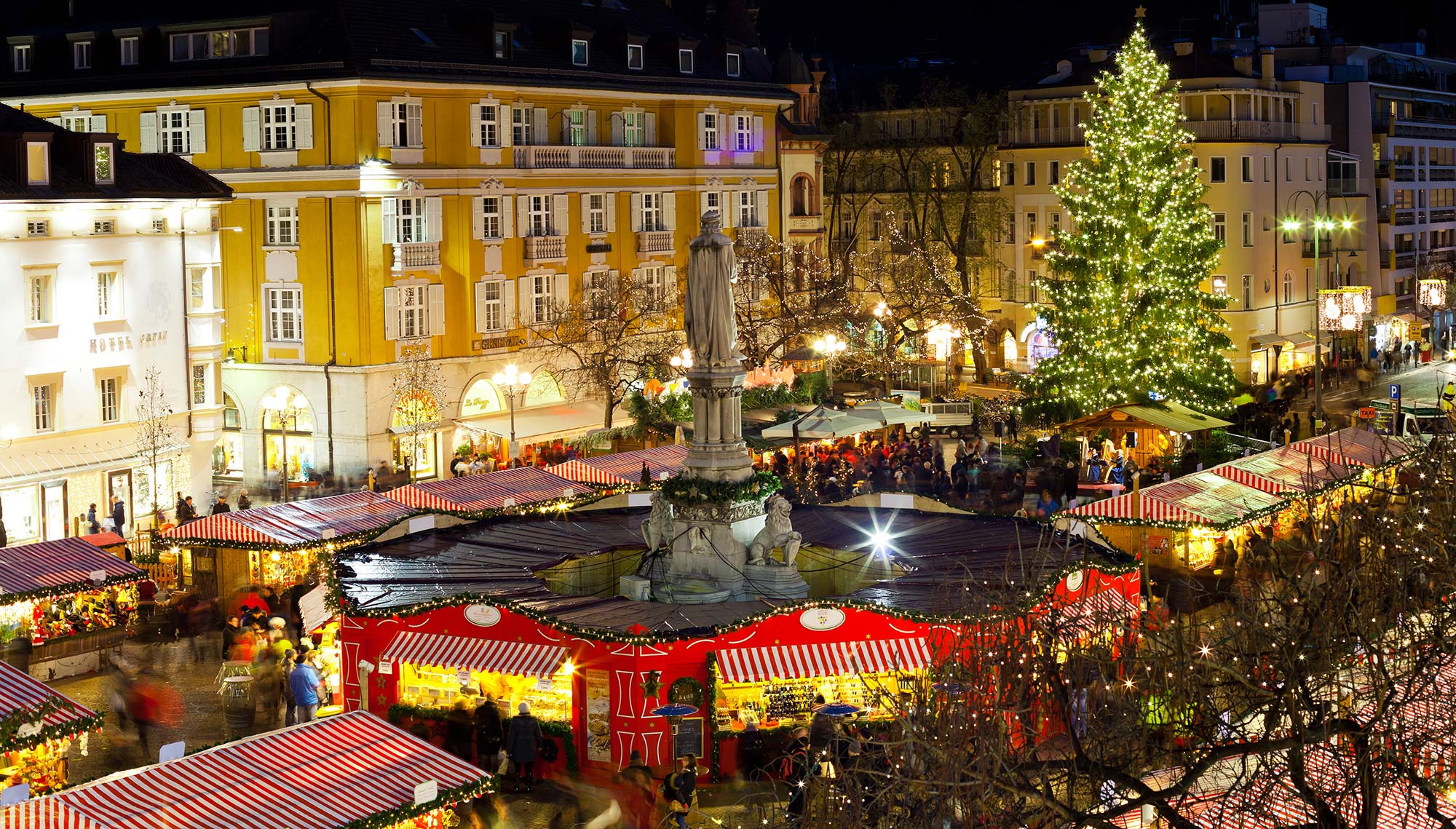christmas-market-in-bolzano
