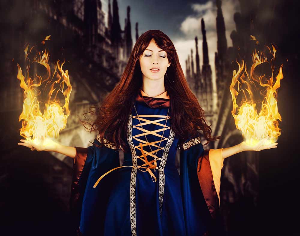 frau-feuer-mittelalter